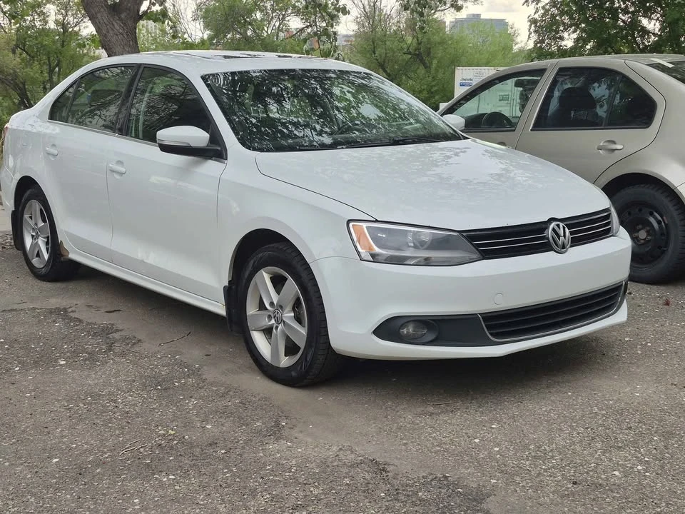 2014 Volkswagen Jetta - Image 2 of 13