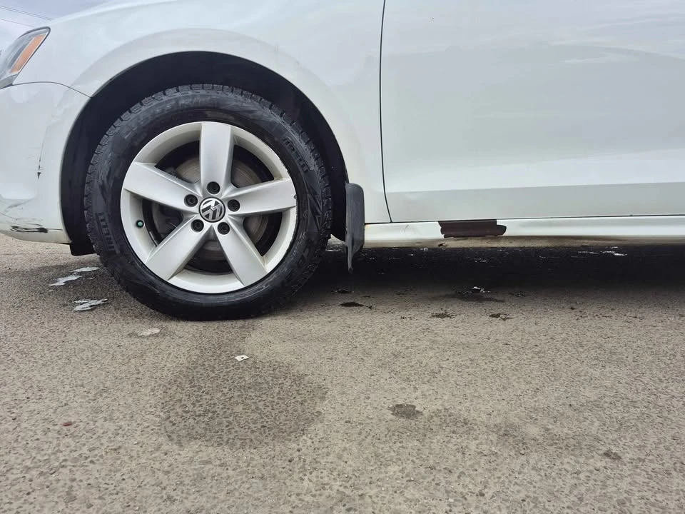 2014 Volkswagen Jetta - Image 12 of 13