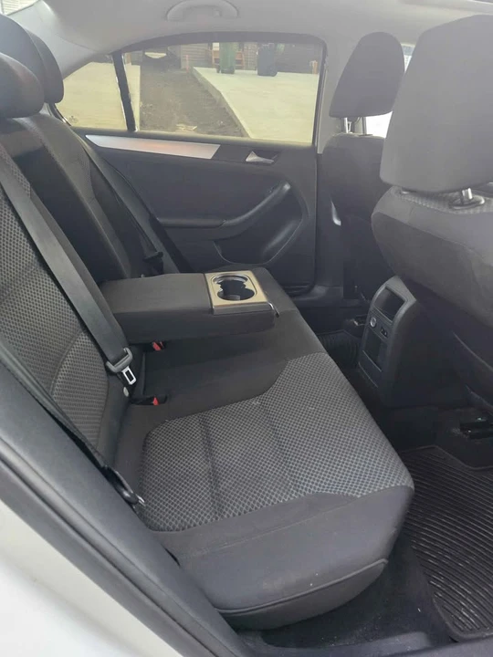 2014 Volkswagen Jetta - Image 14 of 15