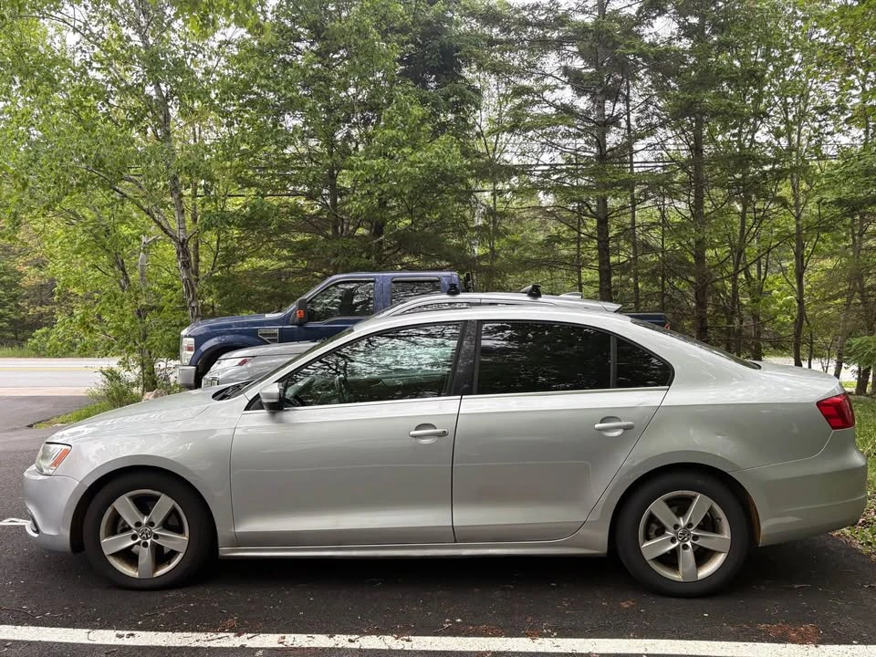 2014 Volkswagen Jetta - Image 2 of 4