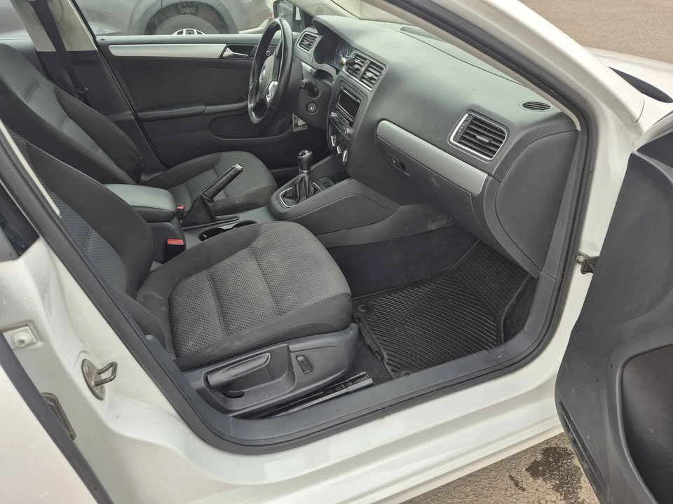 2014 Volkswagen Jetta - Image 7 of 13