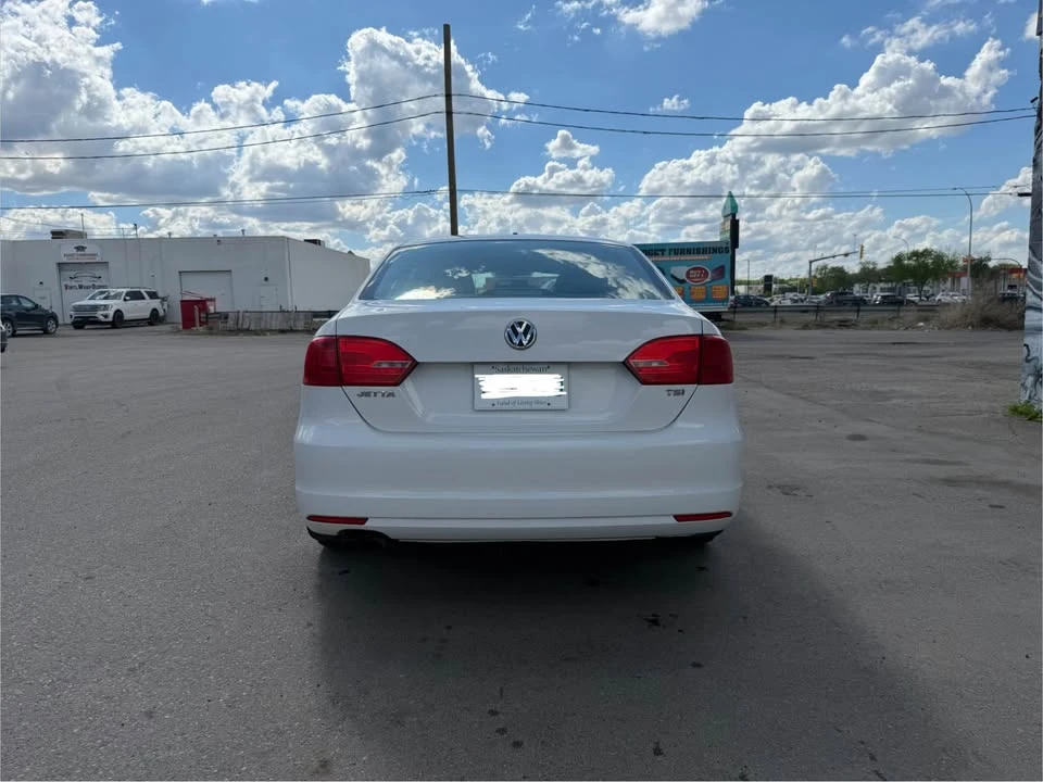 2014 Volkswagen Jetta - Image 3 of 9