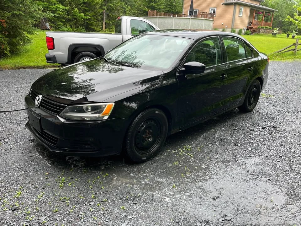2014 Volkswagen Jetta - Image 2 of 8