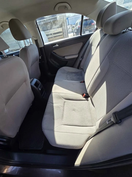 2014 Volkswagen A6 Jetta - Image 6 of 11