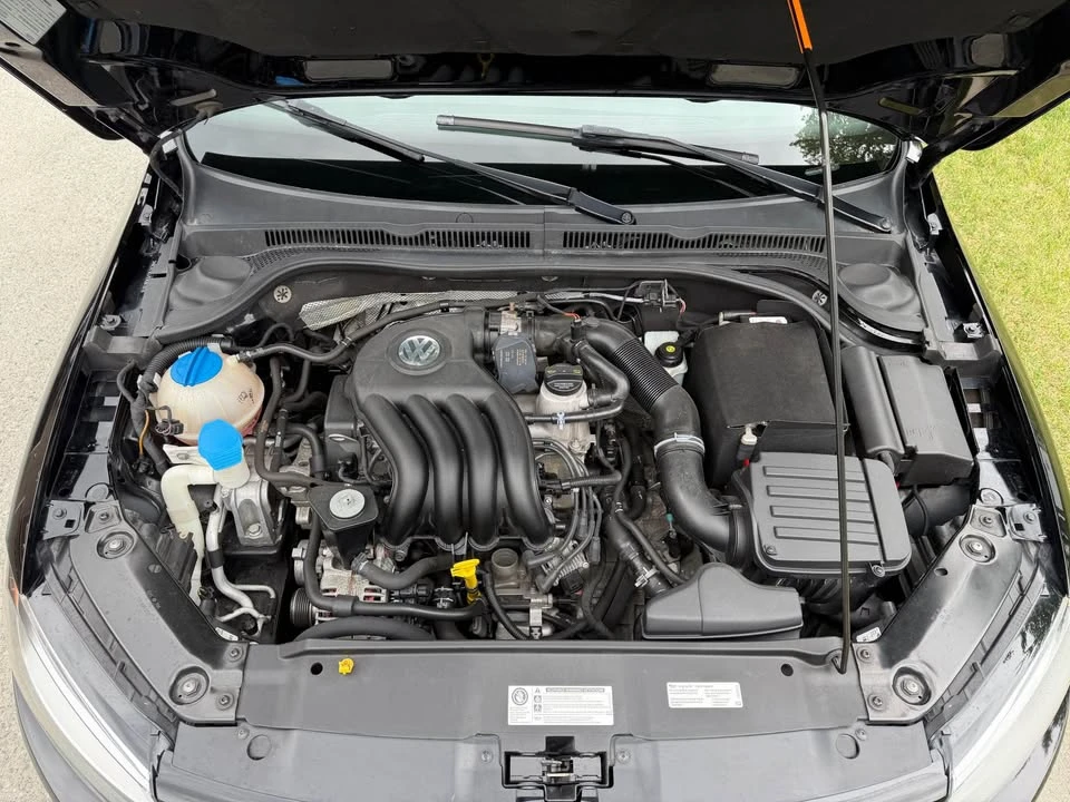 2014 Volkswagen A6 Jetta - Image 9 of 15