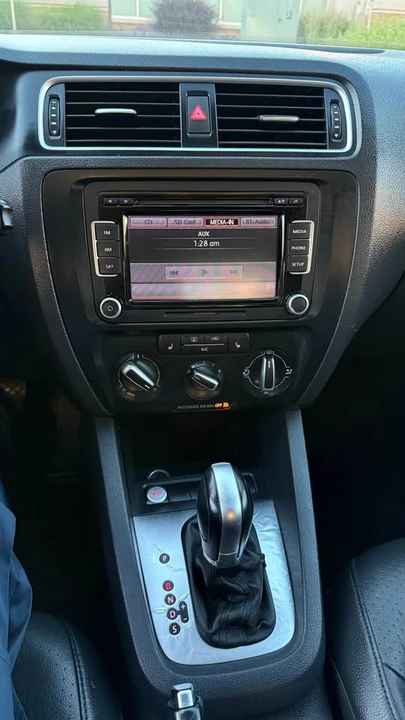 2014 Volkswagen A6 Jetta - Image 16 of 19