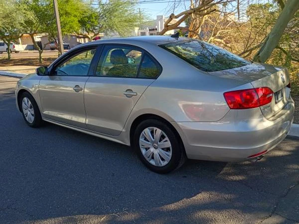 2014 Volkswagen A6 Jetta - Image 3 of 11