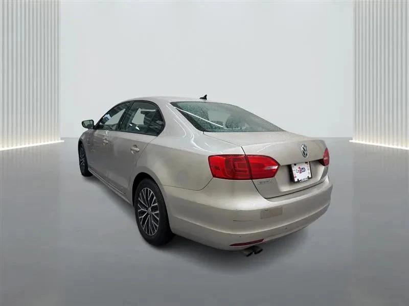 2014 Volkswagen A6 Jetta - Image 3 of 12