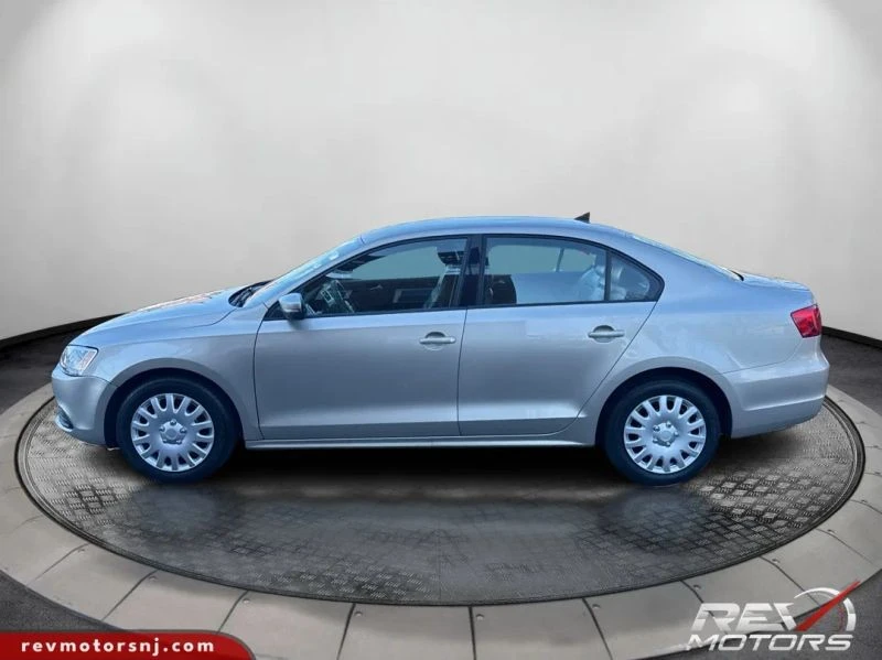 2014 Volkswagen A6 Jetta - Image 2 of 12