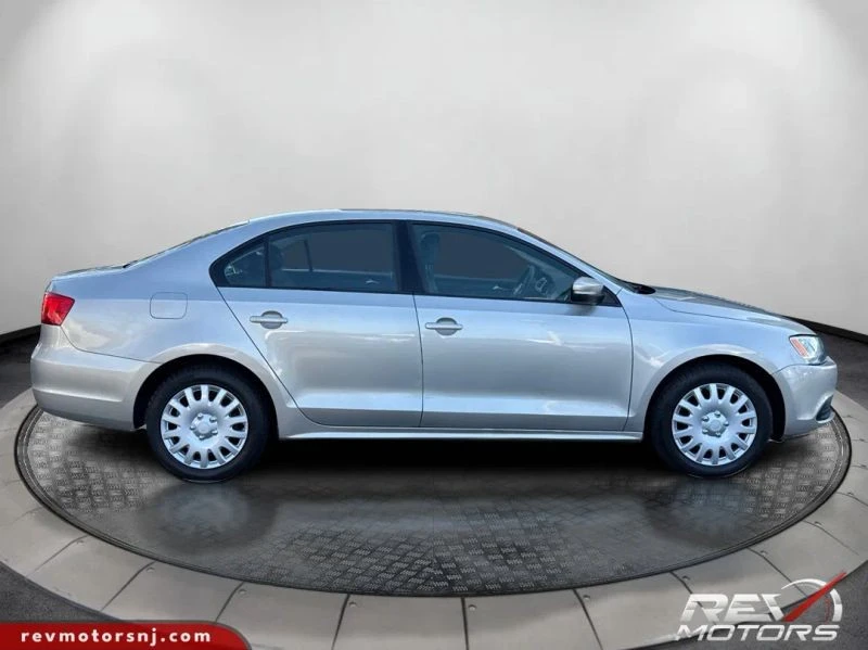 2014 Volkswagen A6 Jetta - Image 6 of 12
