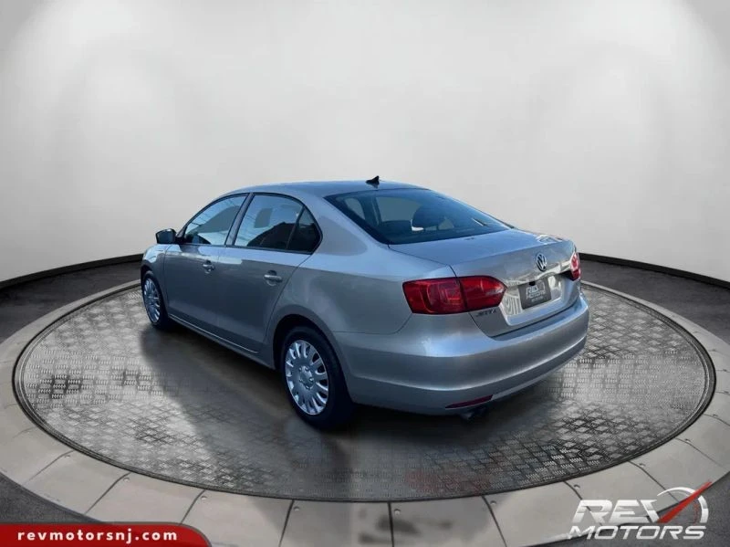 2014 Volkswagen A6 Jetta - Image 3 of 12