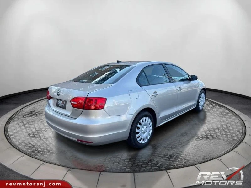 2014 Volkswagen A6 Jetta - Image 5 of 12