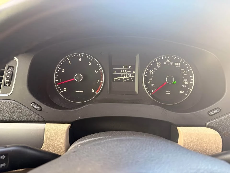 2014 Volkswagen A6 Jetta - Image 5 of 20