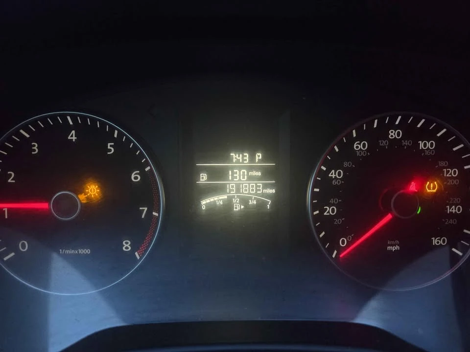 2014 Volkswagen A6 Jetta - Image 5 of 11