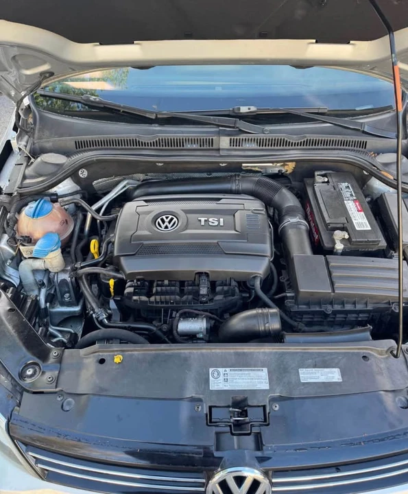 2014 Volkswagen A6 Jetta - Image 4 of 7