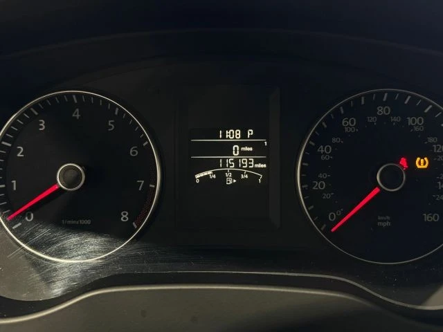2014 Volkswagen A6 Jetta - Image 16 of 21