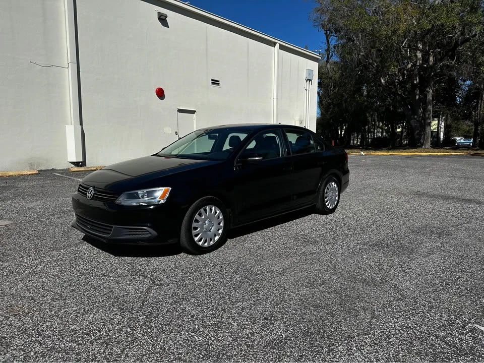 2014 Volkswagen A6 Jetta - Image 2 of 8