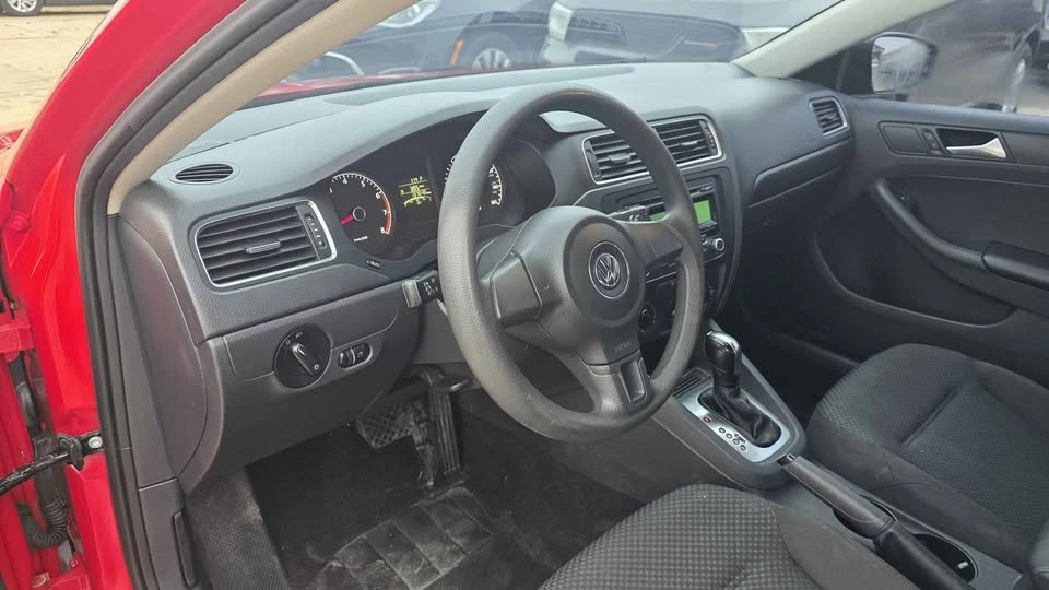 2014 Volkswagen A6 Jetta - Image 11 of 20