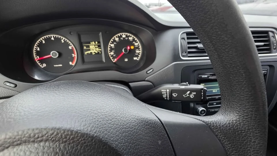 2014 Volkswagen A6 Jetta - Image 18 of 20