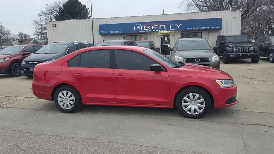 2014 Volkswagen A6 Jetta - Image 2 of 20