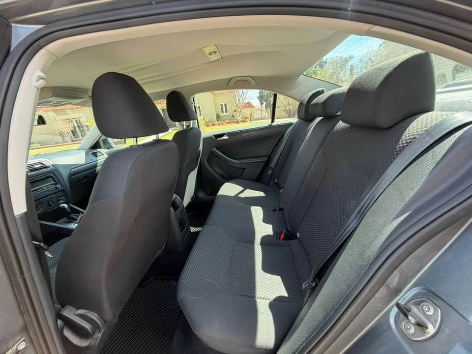2014 Volkswagen A6 Jetta - Image 12 of 20