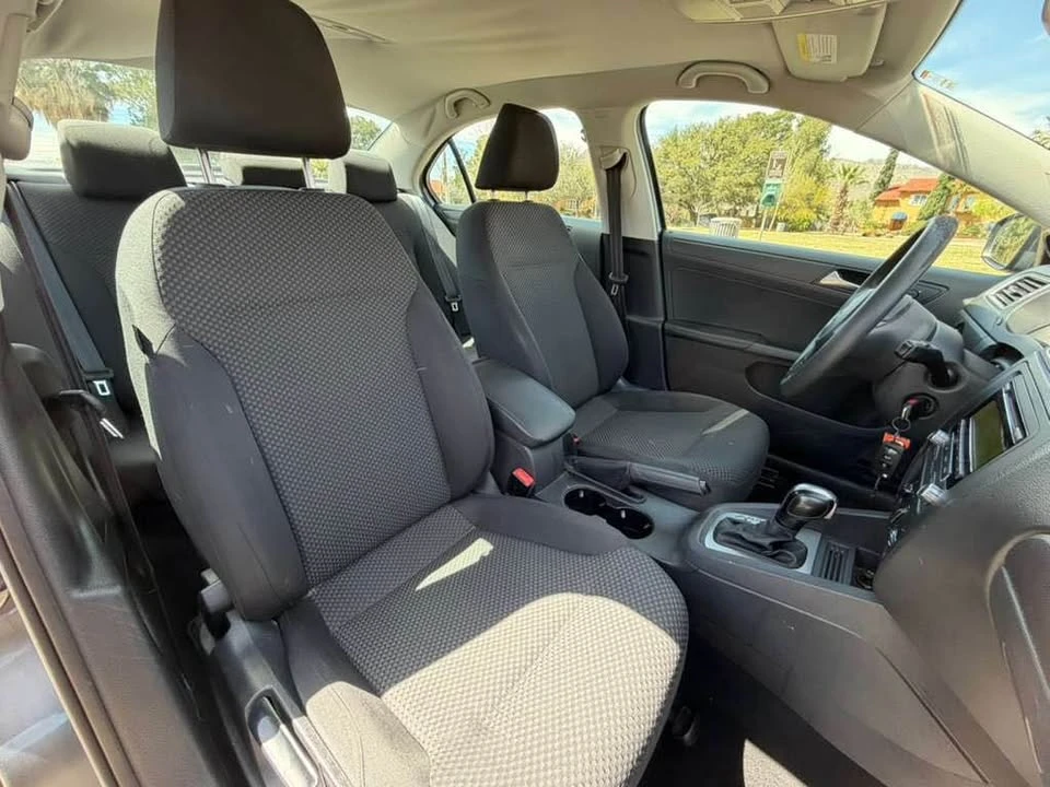 2014 Volkswagen A6 Jetta - Image 16 of 20
