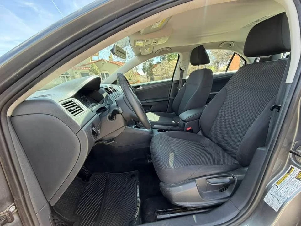 2014 Volkswagen A6 Jetta - Image 8 of 20