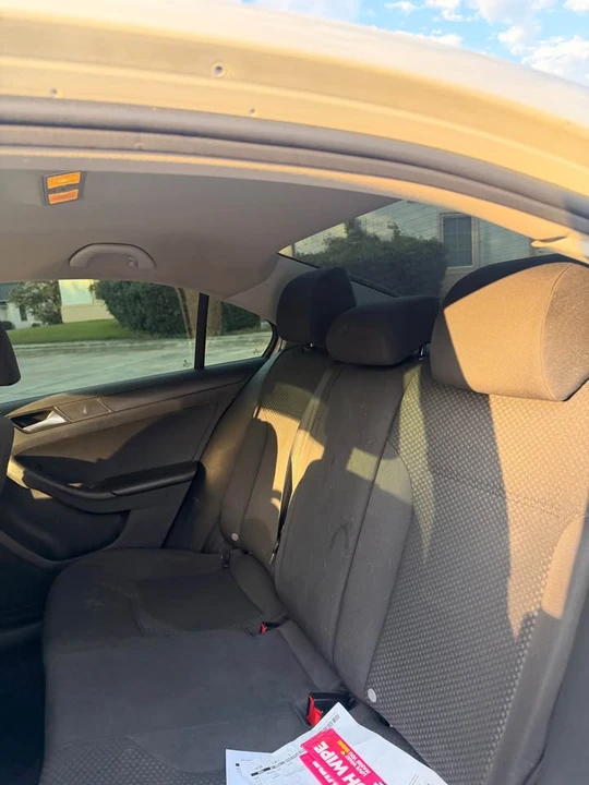 2014 Volkswagen A6 Jetta - Image 6 of 10