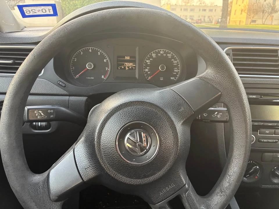 2014 Volkswagen A6 Jetta - Image 9 of 19