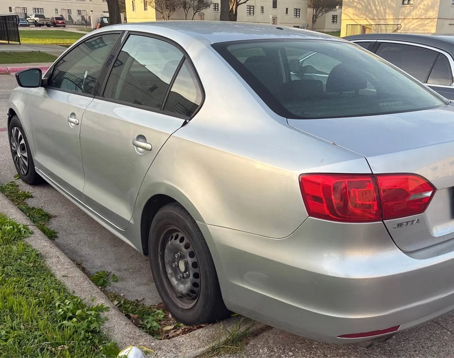 2014 Volkswagen A6 Jetta - Image 6 of 19