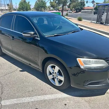 2014 Volkswagen Jetta 2.0L TDI S Sedan 4D
