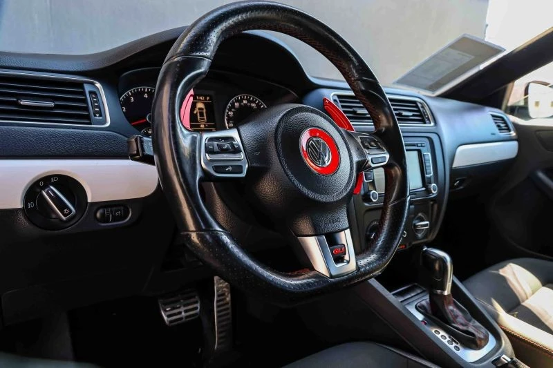 2014 Volkswagen A6 Jetta - Image 7 of 12