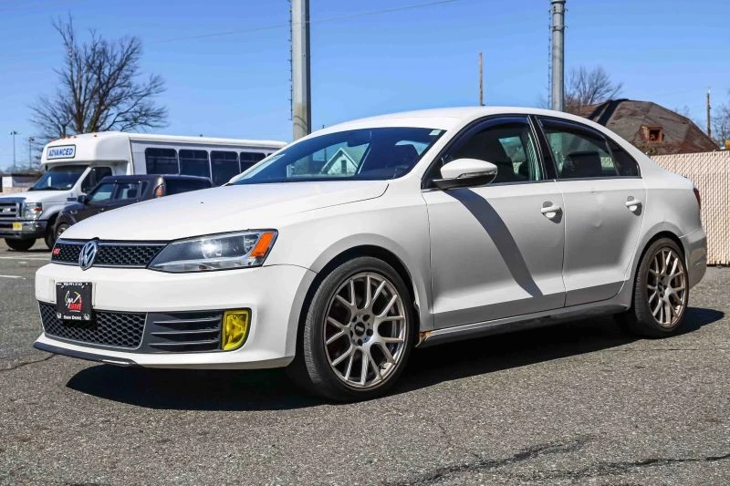 2014 Volkswagen A6 Jetta - Image 3 of 12