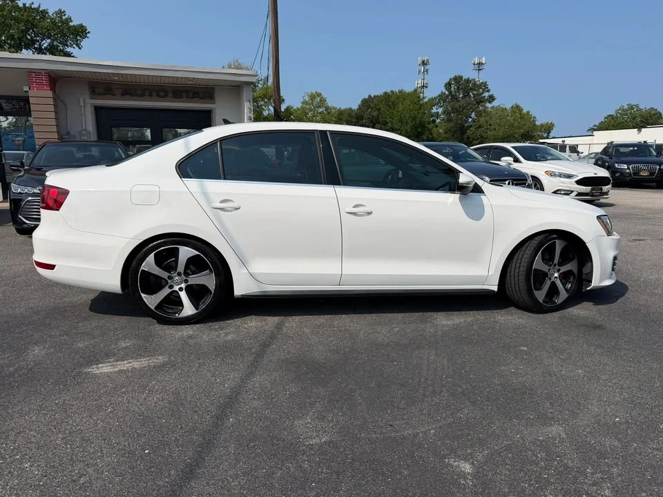 2014 Volkswagen A6 Jetta - Image 2 of 20
