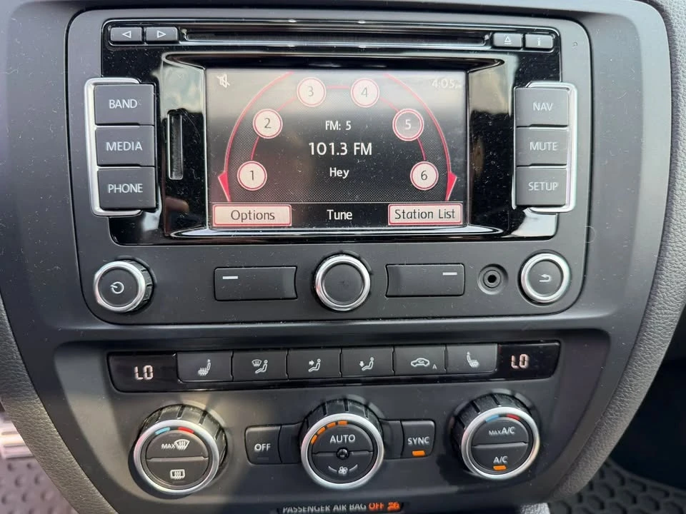 2014 Volkswagen A6 Jetta - Image 17 of 20