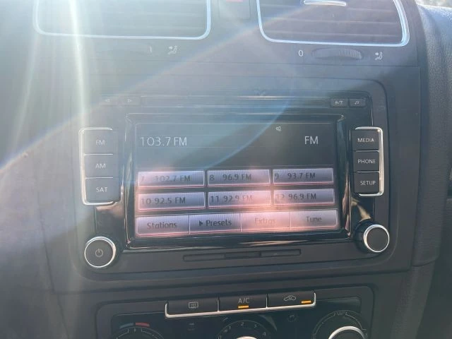 2014 Volkswagen A6 Jetta - Image 9 of 20