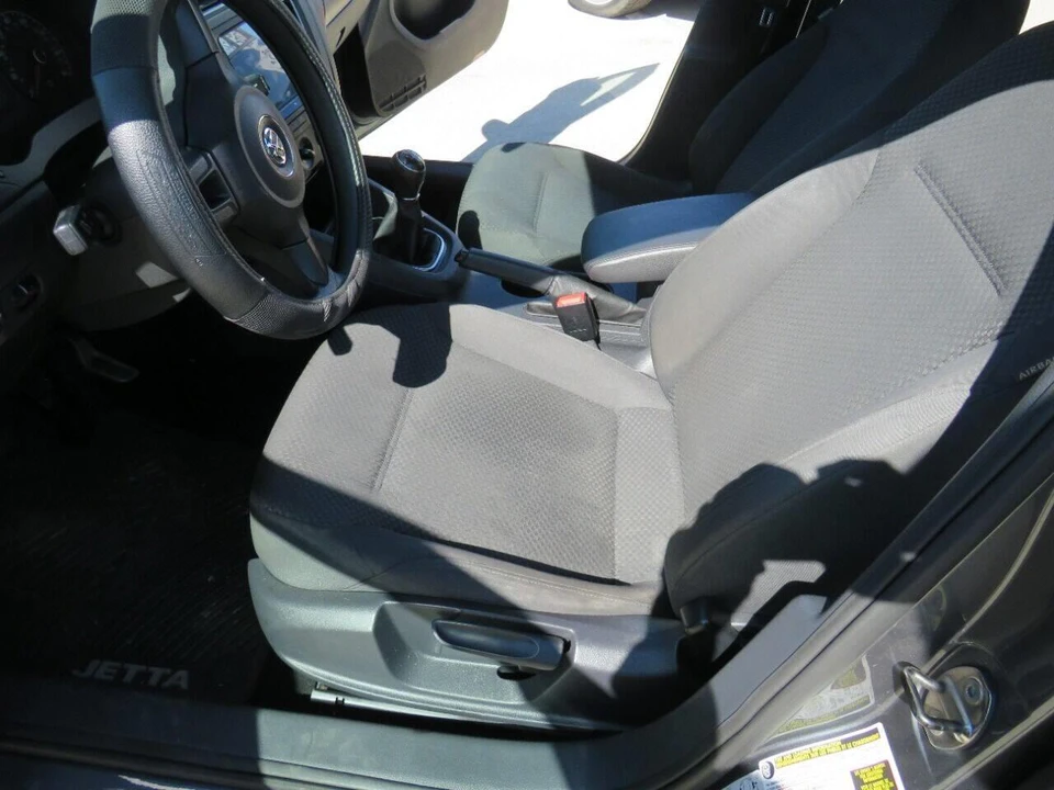 2014 Volkswagen A6 Jetta - Image 14 of 27