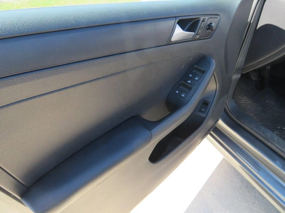 2014 Volkswagen A6 Jetta - Image 26 of 27