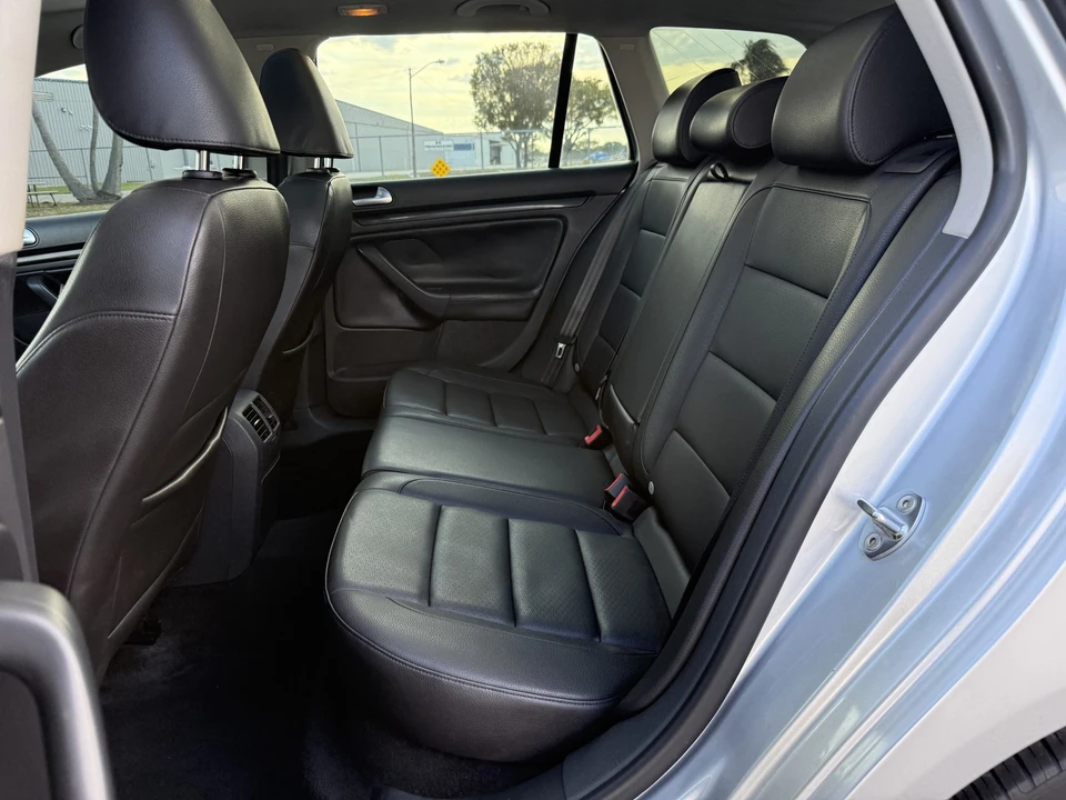 2014 Volkswagen A6 Jetta - Image 18 of 21