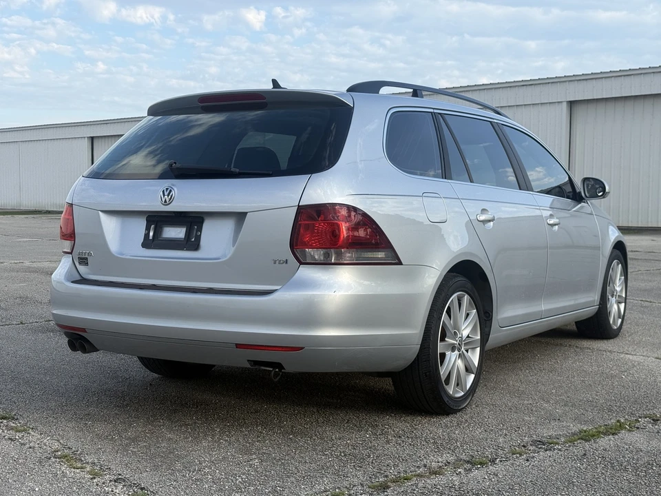 2014 Volkswagen A6 Jetta - Image 10 of 21
