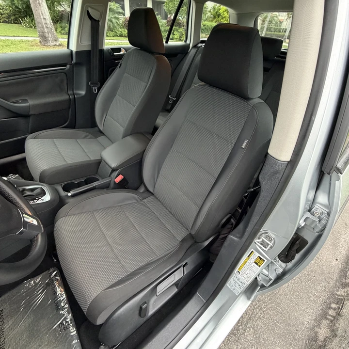 2014 Volkswagen A6 Jetta - Image 24 of 31