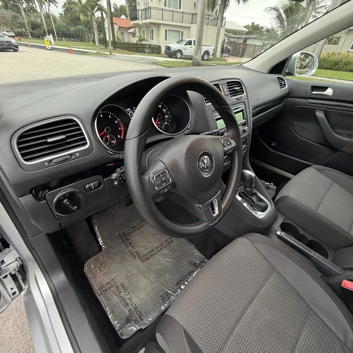 2014 Volkswagen A6 Jetta - Image 25 of 31
