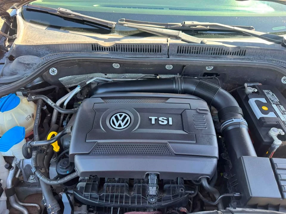 2014 Volkswagen A6 Jetta - Image 10 of 15