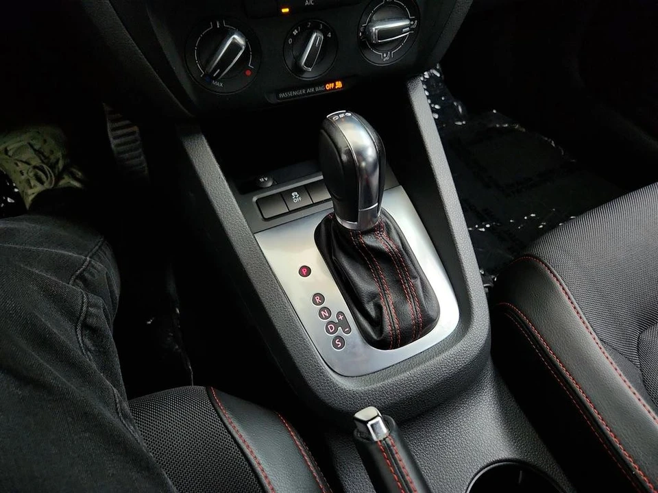 2014 Volkswagen A6 Jetta - Image 17 of 21