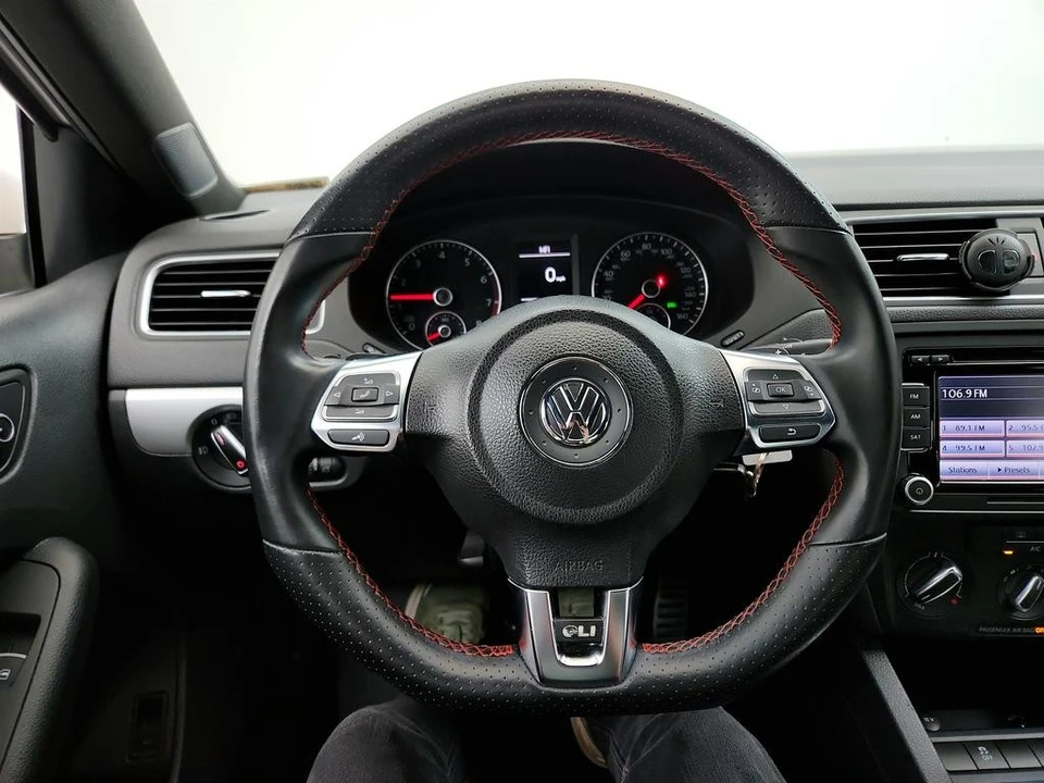 2014 Volkswagen A6 Jetta - Image 16 of 21