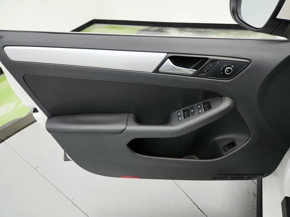 2014 Volkswagen A6 Jetta - Image 20 of 21