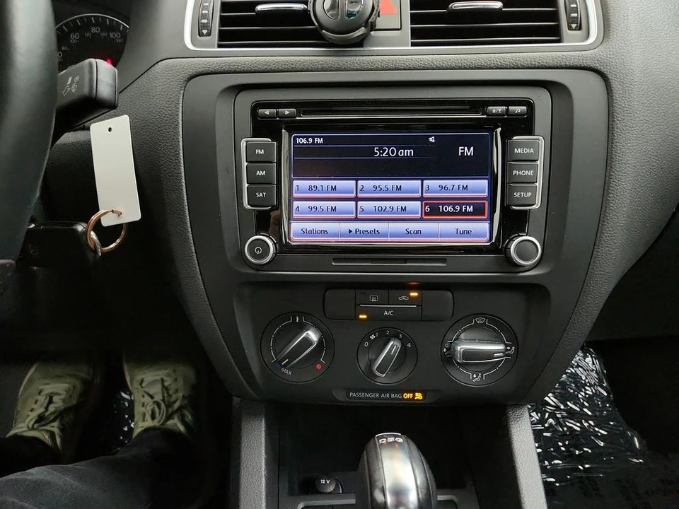 2014 Volkswagen A6 Jetta - Image 18 of 21