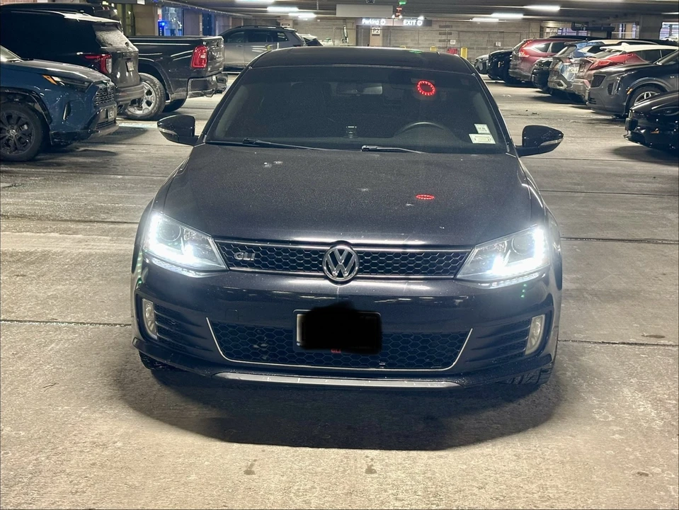 2014 Volkswagen A6 Jetta - Image 5 of 8