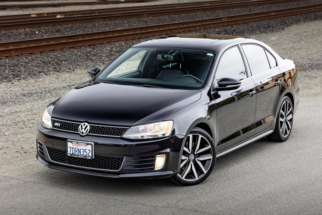 2014 Volkswagen A6 Jetta - Image 14 of 31