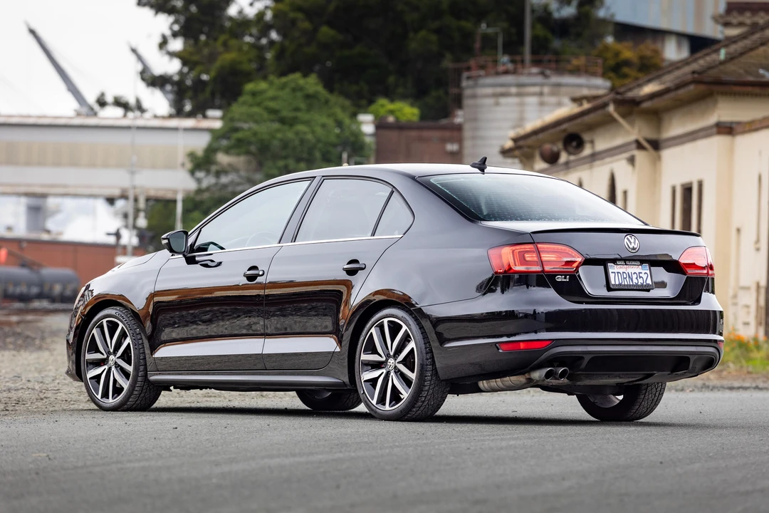 2014 Volkswagen A6 Jetta - Image 18 of 31